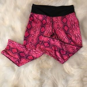 ♦️SOLD♦️Super cute leggings